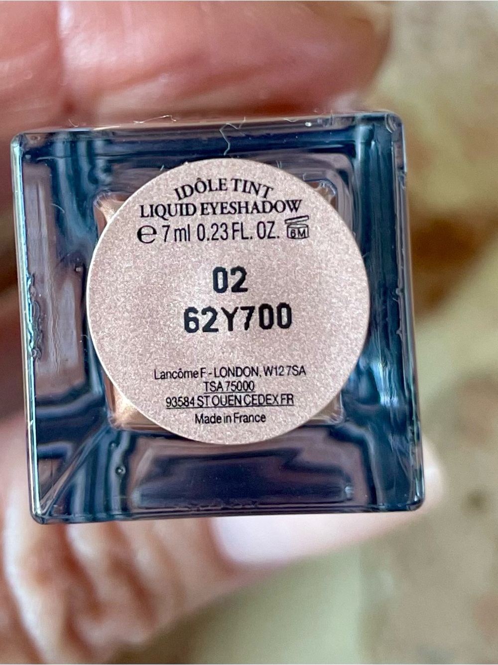 Lancôme Idole Tint - Soft Champagne Beige eye Shadow And Highlighter. - Picture 4 of 5
